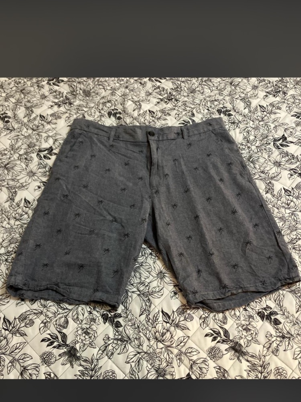Men's Gray Palm-Print Flat Front Shorts